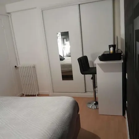 Agreable Appartement Reims Buitenkant foto